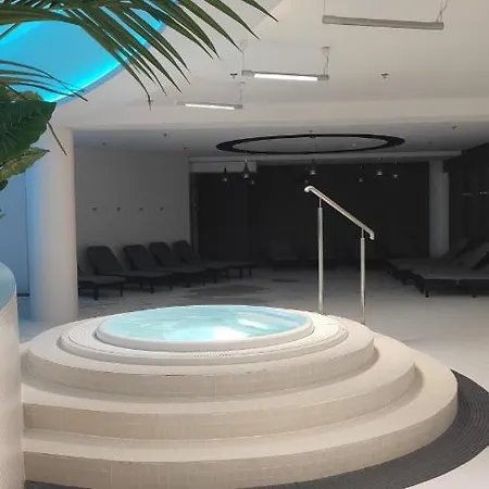 Hanza Tower שצ'צ'ין